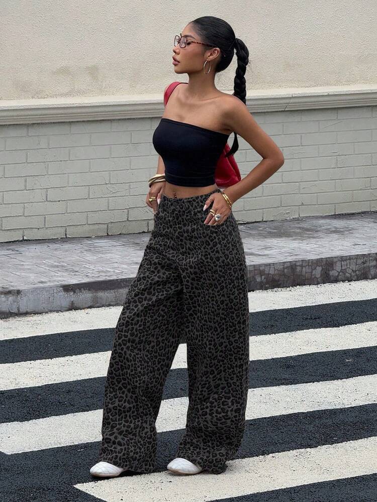 Women's Leopard Print Loose Fit Washed Petite Jeans