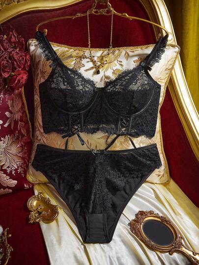 PinupPomp مجموعة ملابس داخلية بحجم كبير عصرية وكلاسيكية وجذابة باللون الأسود