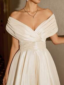 Poshira Elegant Shimmering Satin Off-The-Shoulder Backless A-Line Ball Gown, Glamorous Wedding Birthday Party Prom Dress - Apricot - View 5