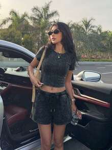 Muchica Casual Minimalist Black Snowflake Print 2-Piece Set, Fitted Cropped T-Shirt With Drawstring Shorts, Suitable For Spring, Summer, Sports Season - Black - View 4