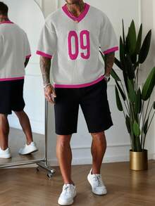 Manfinity Homme 男士白色與粉色復古足球球衣數字針織上衣，夏季街頭風城市度假V領短袖針織衫，數字圖案對比飾邊 - 玫紅色 - 查看 3
