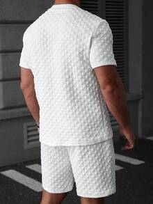 Manfinity CasualCool 2pcs Men's Slim Fit Quilted Plaid Textured Short Sleeve Shorts Set, With Embroidered Design - White - View 4