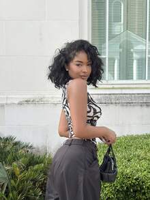 Alexandranx 夏季新款圆领无袖修身弹力印花女式上衣 - 黑與白 - 查看 5