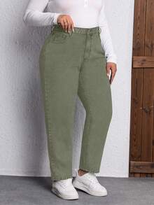 EMERY ROSE Plus Size Solid Color Slant Pocket Slim Fit Casual Non-Stretch Tapered Jeans - Army Green - View 3