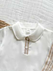 SHEIN Vintaside Kids 2pcs/Set Newborn Baby Boy French Style Light Blue Collar Short Sleeve Top Paired With White Bib Pants, Suitable For Play And Various Occasions - Khaki - View 4