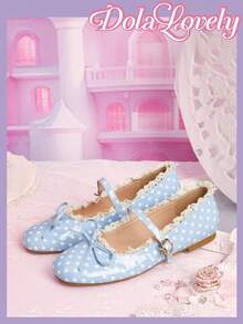 Dola Lovely 女士浅蓝色波点蕾丝圆头搭扣蝴蝶结平底鞋，甜美百搭的洛丽塔风格玛丽珍鞋 - 淡藍色波點 - 查看 6