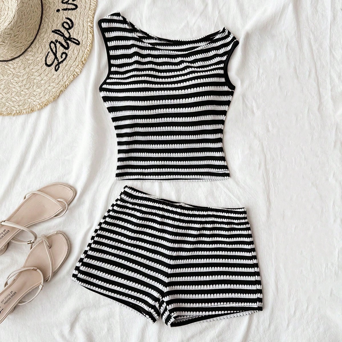 Conjunto informal de verano de 2 piezas para niñas preadolescentes con camiseta asimétrica de hombros descubiertos con textura a rayas y pantalones