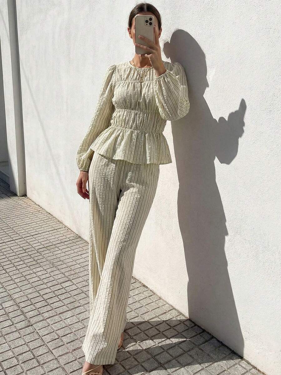 Solavon 2件組女款休閒優雅抓皺上衣與長褲套裝，度假穿搭套裝，休閒早午餐穿著，黑白條紋，秋季