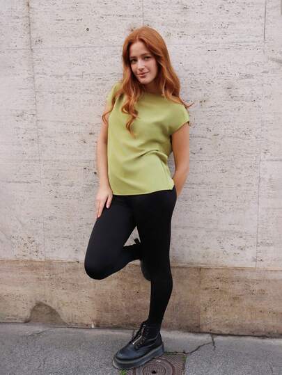 SILVIA DI SANTO Áo cánh satin dáng rộng tay bồng mùa thu 2025 dành cho nữ, phong cách lãng mạn thành thị thanh lịch và khiêm tốn, thích hợp cho du lịch sân bay, đám cưới, sinh nhật, Halloween, công sở thường ngày, hẹn hò, trở lại trường học