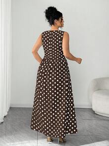 SHEIN Elenzya Elegantes Polka Dot Kleid ohne Ärmel in Große Größen, Sommer - Kaffeebraun - Übersicht 2