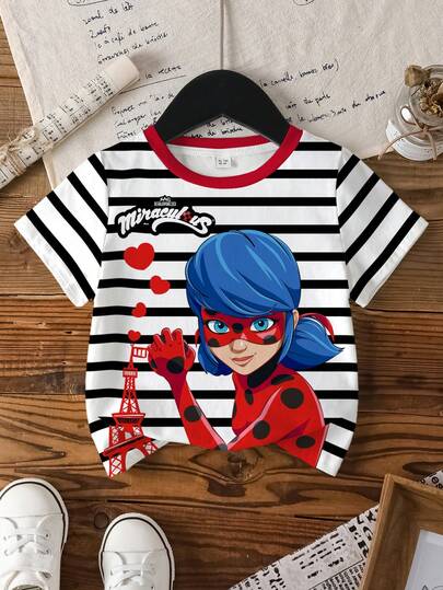 Miraculous Ladybug X SHEIN Áo thun ngắn tay in hình hoạt hình kẻ sọc, phong cách thường ngày, thời trang đường phố cho bé gái, thích hợp mặc đi làm, mùa hè.