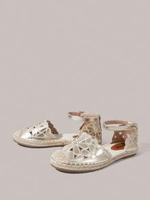 Women's Thick Sole Hemp Rope Fashion Vacation Round Toe Buckle Shoes - Gold - View 2
