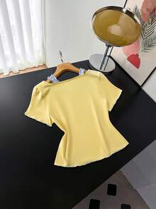 SHEIN Unity 大码撞色格纹印花休闲短袖T恤 - 淡黃色 - 查看 2