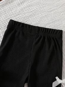 SHEIN Vintaside Kids 3件套女婴0-3岁春夏新款休闲运动弹力罗纹针织柔软三件套修身短裤，适合居家和户外穿着 - 黑色 - 查看 5