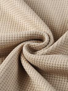Manfinity CasualCool 男士修身半拉链领华夫格短袖短裤两件套，带刺绣图案 - 卡其色 - 查看 8