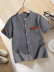 SHEIN Mirajuku 1件青少年男童立领纯蓝色休闲短袖衬衫，适合春夏穿着，百搭实用 - 灰色 - 查看 7