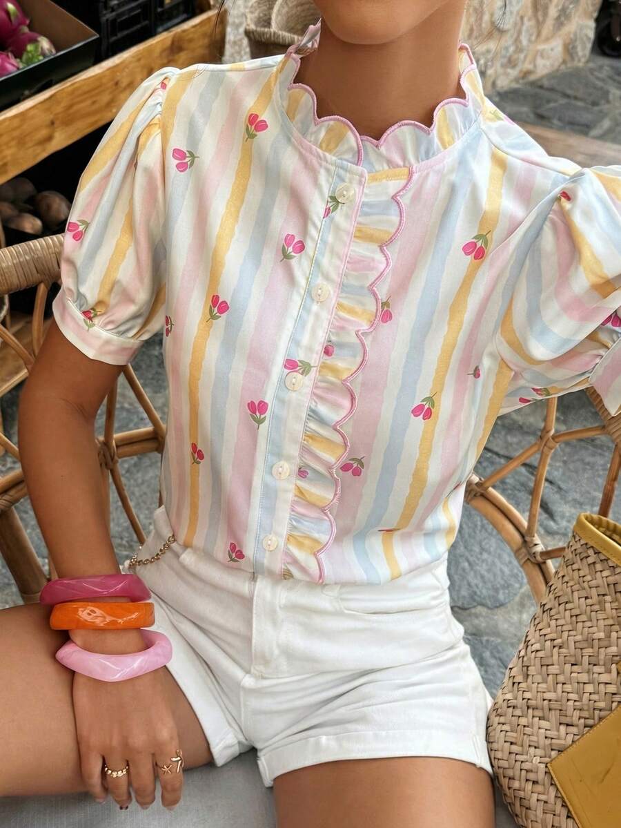 大码彩色多巴胺条纹印花短袖衬衫，扇形花瓣领，刺绣撞色饰边，优雅休闲度假上衣，适合春夏穿着。 - 彩色 - 查看 1