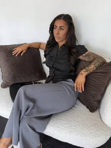 SAYEHFBABY 女士条纹短袖单排扣褶裥休闲衬衫，细条纹衬衫，黑色细条纹修身衬衫，女士短袖纽扣衬衫，罗纹衬衫，黑色夏季上衣 - 黑色 - 查看 1