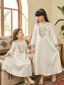 1 pieza Vestido maxi de satén con estampado floral en relieve de manga larga y cuello en V de corte holgado para niñas, estilo princesa elegante para fiestas de cumpleaños, Oriente Medio, adecuado para el verano - Albaricoque - Ver 1