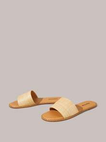 Styleloop Women's Straw-Woven Flat Sandals, Simple And Comfortable Design, Suitable For Vacation, Beach, Home And Summer Daily Wear, Yellow Woven Open-Toed Slippers, Holiday Atmosphere, Summer Wear, A Must For Travel - Yellow - View 2