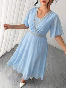 GlowEve CURVE Plus Size French Style Floral Applique Chiffon Flared Dress, Waist Cinched Slimming Silhouette, Vacation Vibe Summer Dress - Blue - View 4