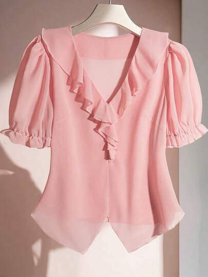 SHEIN Clasi 加大码纯色荷叶边 V 领短袖衬衫，适合夏季
