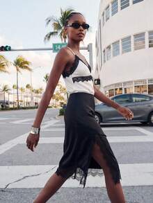 Maija 女士无袖蕾丝拼接V领吊带背心，宽松都市休闲风 - 黑與白 - 查看 5