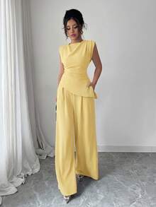 Rafferiza 2pcs/Set Women Solid Color Textured Pleated Round Neck Sleeveless Top - Pale Yellow - View 5