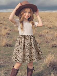 Emery Rose Kids Emery Rose Kids Đầm dệt kim màu trơn cổ tròn chất liệu chiffon họa tiết hoa ở gấu váy kiểu dáng thường ngày cho bé gái. - Màu be - Xem 6