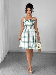 SHEIN Clasi Plus Size Women Minimalist Cute Fashion Woven Camisole Dress With Digital Floral Print And Trim Decoration, Short Style Holiday Party All White Summer - Green - View 5