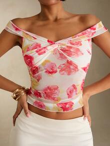 SHEIN Glamour 夏季简约粉玫瑰印花露肩短款上衣，修身扭结露肩显瘦上衣 - 彩色 - 查看 1