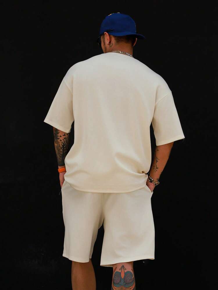 Letter Embroidery Crew Neck Short Sleeve T-Shirt Paired With Shorts, Apricot Men's Casual Suit