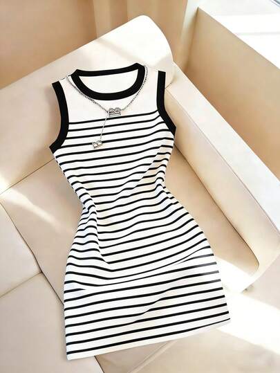 Everyssa Women's New Striped Print Round Neck Fitted Sleeveless Dress, Spring/Summer