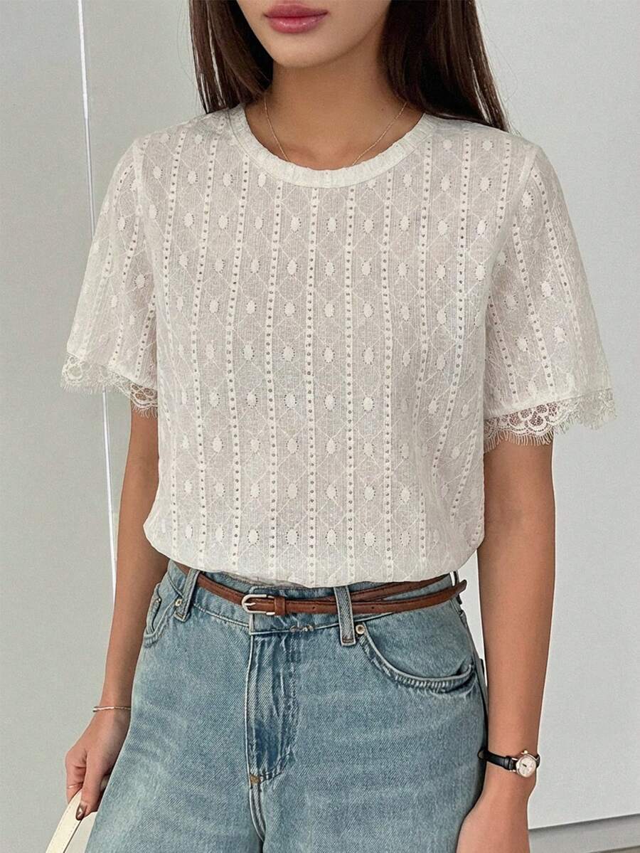 DAZY 女款夏季圓領短袖蕾絲拼接休閒套頭T恤商務休閒女裝 - 杏色 - 查看 1