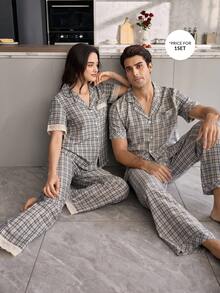 CoupledUp 经典男士格子印花翻领短袖衬衫和裤子睡衣套装 - 彩色 - 查看 4