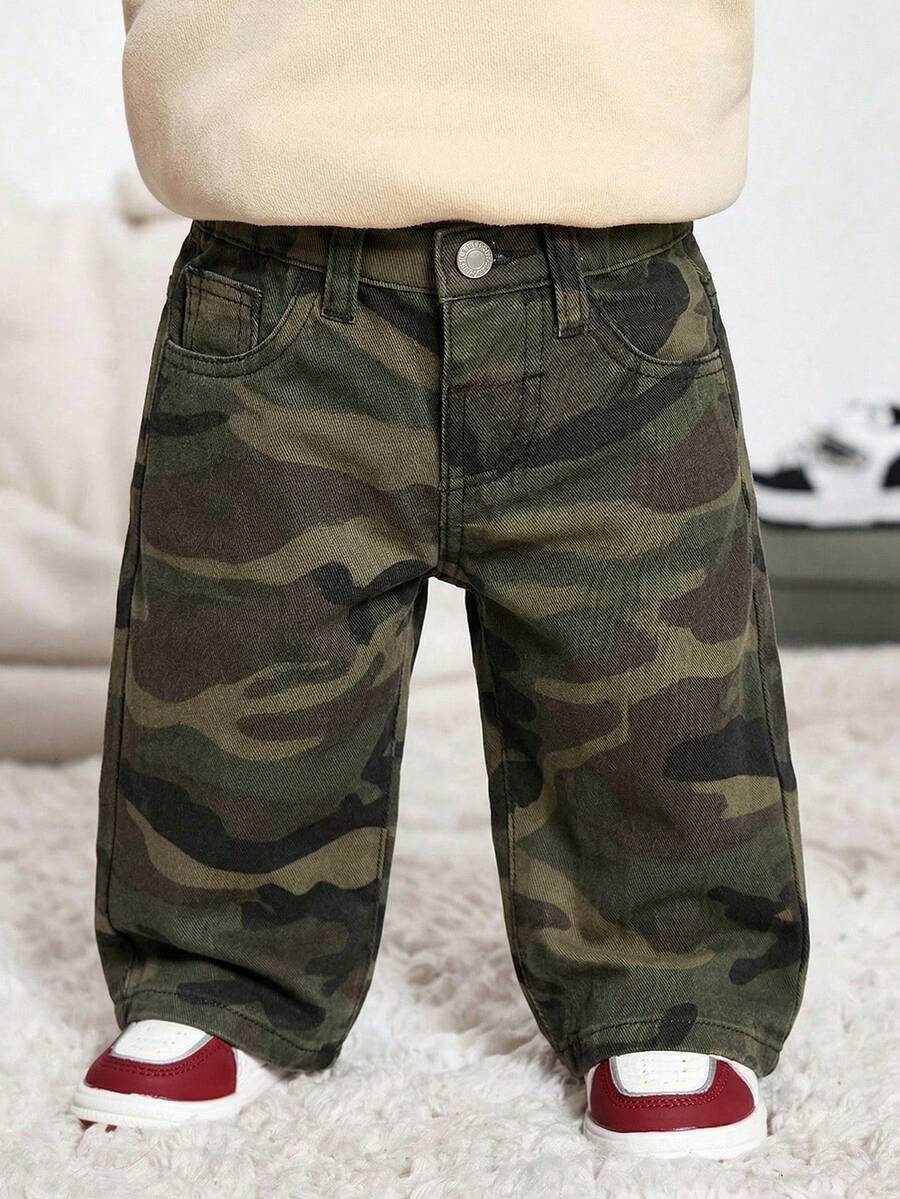 SHEIN 男婴休闲时尚街头迷彩印花宽松直筒牛仔裤 - 軍綠色 - 查看 1