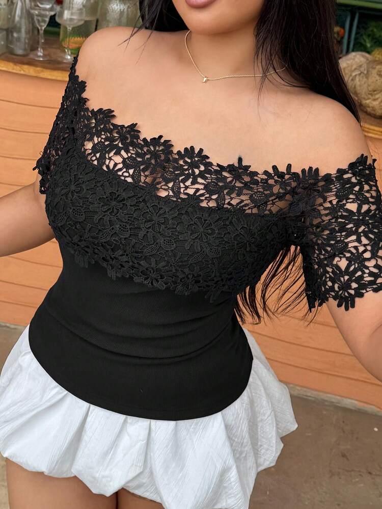 Dazy Plus Lace Patchwork One-Shoulder Elegant Fitted Cropped Plus Size Women Black Short Sleeve T-Shirt Off The Shoulder