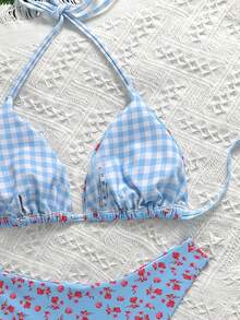 SHEIN Swim 新款女士夏季两件套泳衣，随机花卉格纹印花三角挂脖比基尼上衣和下装，适合海滩度假 - 彩色 - 查看 4