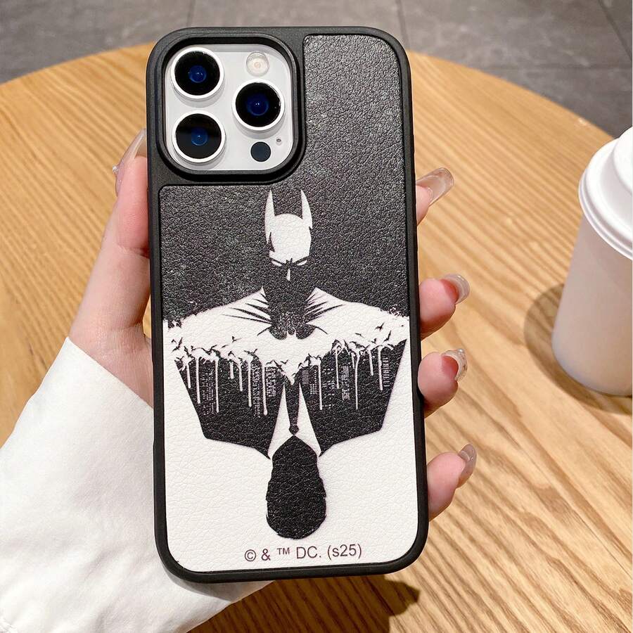 BATMAN X SHEIN Batman This Cartoon Pattern, Two-In-One Phone Case Is Made Of TPU+PC Material, Featuring A Shockproof Matte Texture And Leather Texture, Which Can Prevent Hand Sweating. The Exquisite Heart-Shaped Pattern Effectively Protects Your Apple 14/15 And 16/17 Pro Max Phones. - Multicolor - View 1