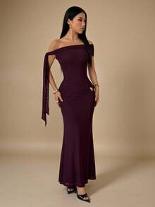 SHEIN PETITE Đầm ôm sát dáng đuôi cá bất đối xứng thanh lịch dành cho nữ, thắt eo bằng dây buộc và trang trí khóa kim loại, thích hợp cho tiệc cocktail, hẹn hò lãng mạn, mặc nhiều lớp, dự tiệc, ngày Valentine, trang phục Valentine cho nữ. - Màu Đỏ Sâu - Xem 6