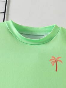 Bộ áo thun cổ tròn in họa tiết và quần short cho bé trai, kiểu dáng giản dị và thoải mái, thích hợp mặc hàng ngày vào mùa hè, đi chơi và đến trường. - Nhiều màu - Xem 3
