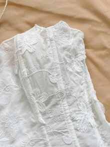 Soleia 大尺碼蕾絲分層修身束腰上衣，鏤空刺繡，白色，夏季，優雅亮片，婚禮賓客度假派對，度假風穿搭 - 白色 - 查看 4