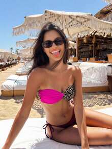 Top de bikini sin tirantes retorcido con bloque de color para mujer de verano en la playa - Rosa Fucsia - Ver 2