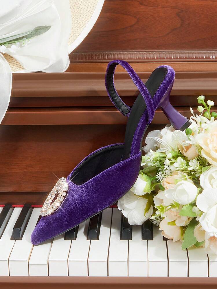 CUCCOO HITCHD Spring And Summer New Three-Dimensional Heart-Shaped Diamond Buckle Design Pointed Wine Glass Heel Romantic Elegance Temperament Simple Sexy Purple Velvet Women's Middle Heel Shoes Slick Heels Dress Shoes Dating Afternoon Tea Party Valentine's Day Elegant Wear