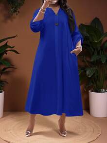 SHEIN CURVE+ 2025春夏新款白色休闲卷边宽松日常连衣裙，百搭简约风，适合各种身材，包括大码、休闲、度假等场合，也适合海滩度假、毕业典礼、下午茶等场合。 - 寶藍色 - 查看 1