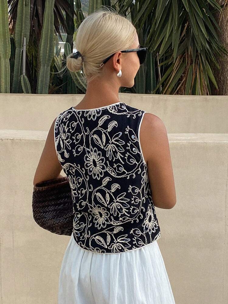 Contrast Embroidered Floral Sleeveless Thin Jacket, Elegant Summer Vest For Women