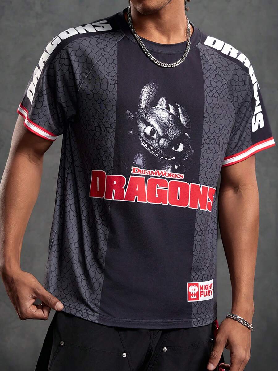 SHEIN How to Train Your Dragon Men's Colorblock Letter & Cartoon Pattern Round Neck Short Sleeve T-Shirt - Black - View 1
