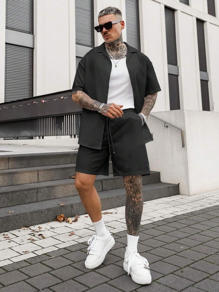 Artur Kramer Bộ đồ hè 2 món dành cho nam, áo sơ mi vải lanh nhẹ, thoáng khí và quần short dây rút, phong cách quý ông cổ điển, trang phục thường ngày đi biển, dự tiệc cưới, kỳ nghỉ, du lịch, quà tặng Ngày của Cha cho chồng, bố, bạn trai, thoải mái và đa năng. - màu đen - Xem 1