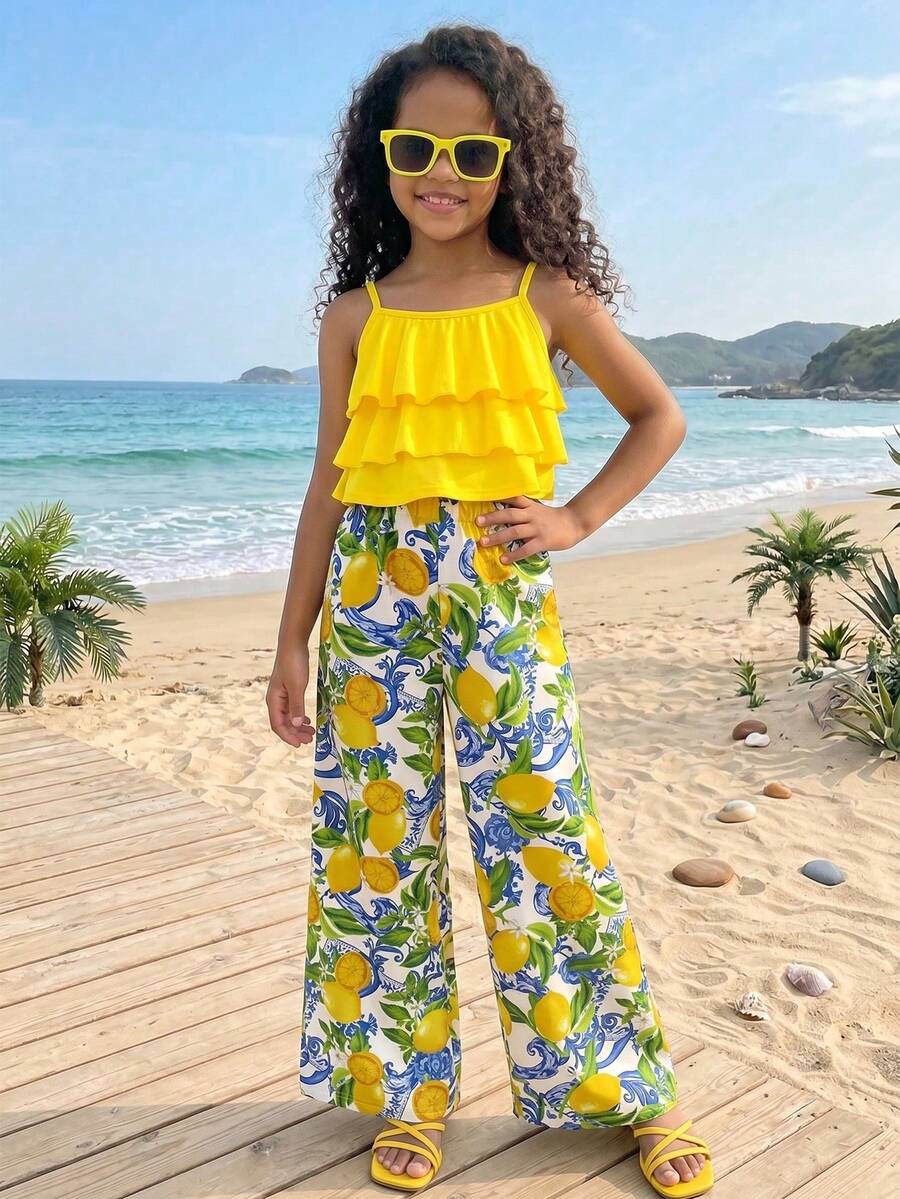 Sparklyn 少女亮黄色荷叶边吊带背心搭配柠檬印花阔腿裤套装，适合日常外出、度假、野餐和聚会。 - 彩色 - 查看 1