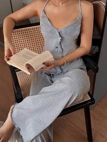 Napfluff Bộ đồ ngủ hai dây kiểu dáng châu Âu và Mỹ gợi cảm, hở lưng, cổ chữ V, viền bèo nhún. - Màu Xám nhạt - Xem 6